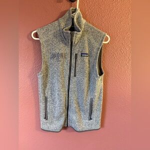 Patagonia Charcoal Knit Vest Branded | men’s small